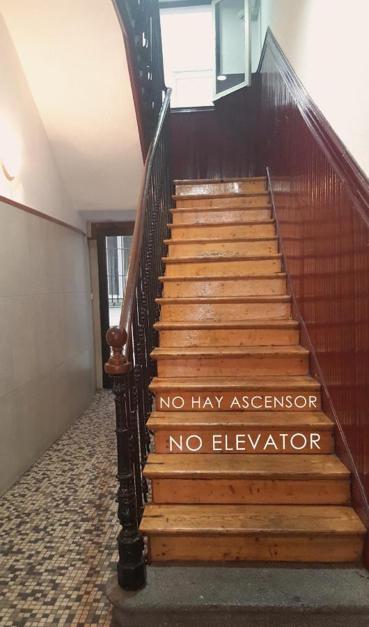 Ap Edificio Gran Via -Quinto Piso Sin Ascensor- Lägenhet Madrid Exteriör bild